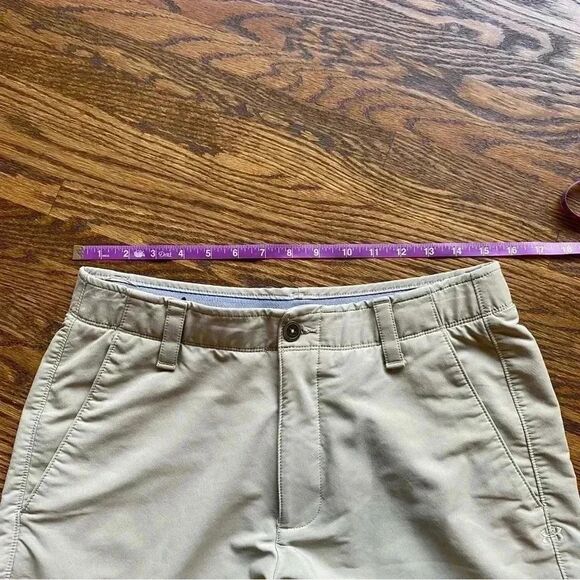 Under Armour Drive Shorts mens 32 W performance fabric - Picture 5 of 9